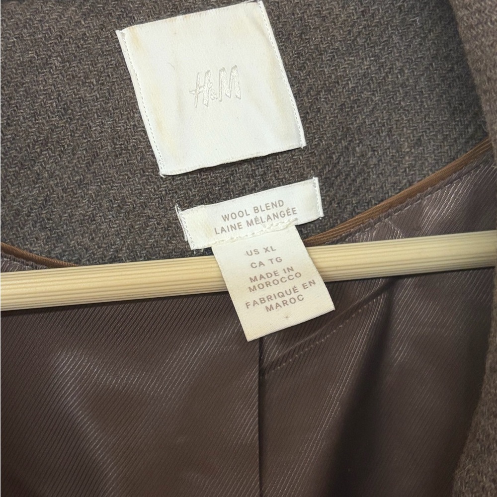 H&M Classic Brown Trench Coat - Picture 3 of 3